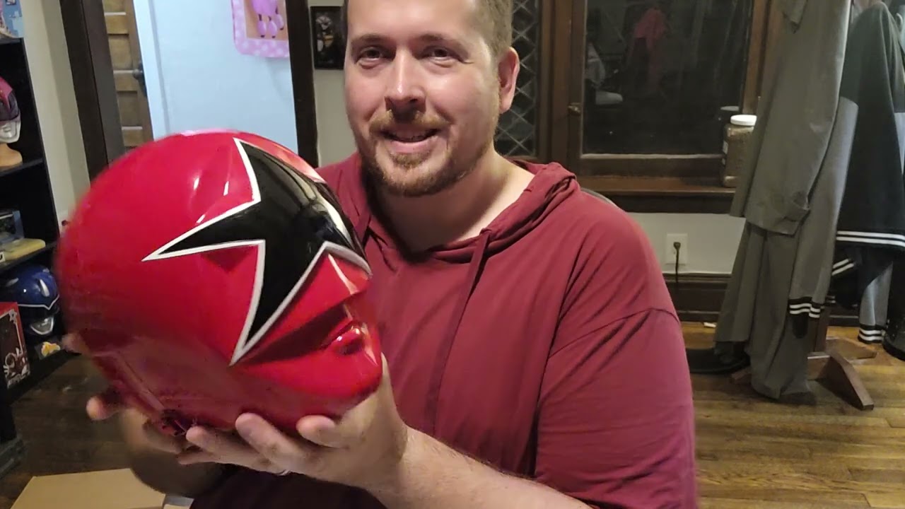ZEO Red Aniki Helmet unboxing