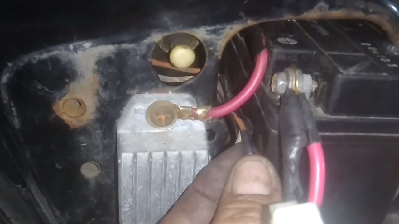 merubah arus lampu utama motor Suzuki bravo menjadi DC pake lampu LED sangat terang