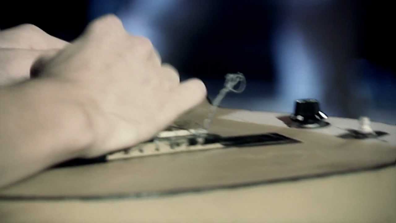 Chinese Basement - Νοσήματα της Αφροδίτης LIVE @ SCHOOLWAVE 2012 (HD)