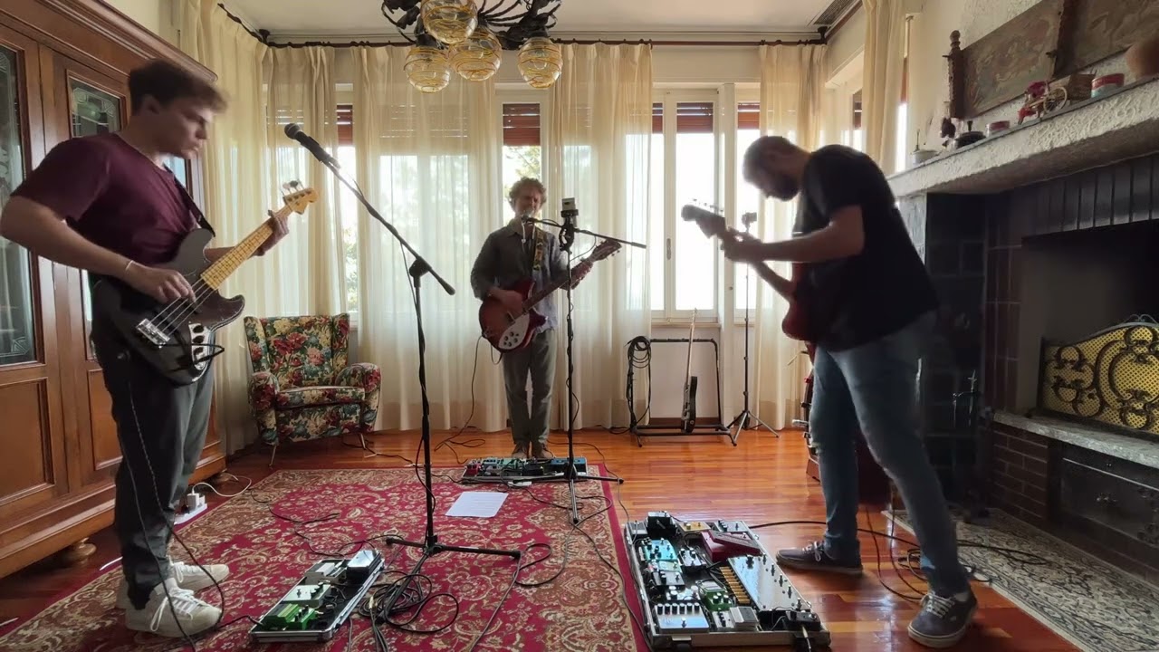 Edless - Climbing Up the Walls (Radiohead cover)