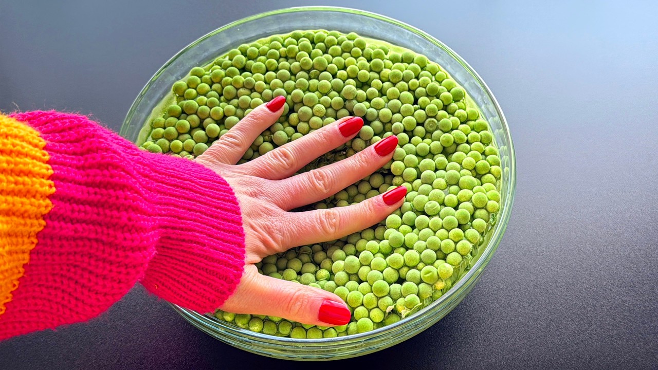 Satisfying Slime Sounds from Making Super Satisfying Green Crunchy Slime