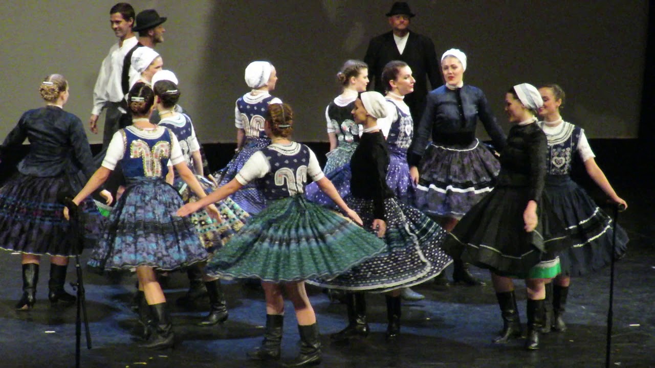 Folklórny súbor Zobor