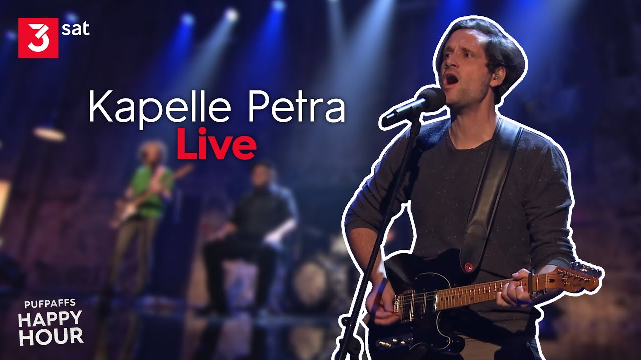 Kapelle Petra spielen ihren Song 