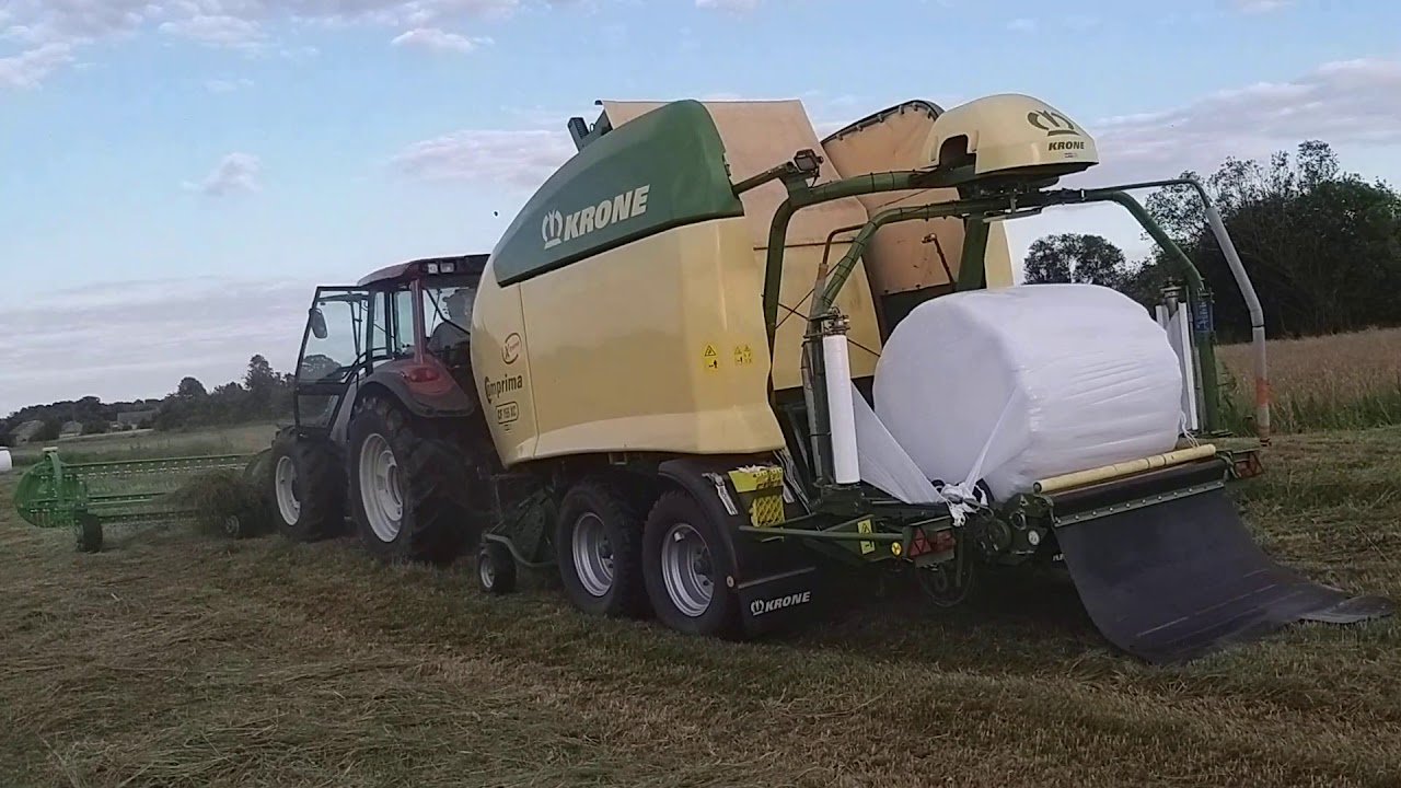 SAMASZ TWIST 600 + VALTRA T160 + KRONE COMPRIMA 155 CF XTREME
