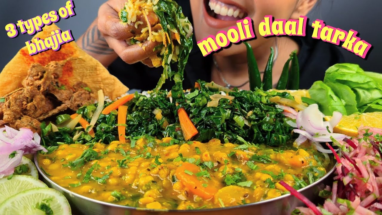 EATING MOOLI TARKA DAAL, SARSO SAAG FRY, KADOO BHAJIA, ALOO BHAJIA, MATAR LEAF BHAJIA | DAL CHAWAL