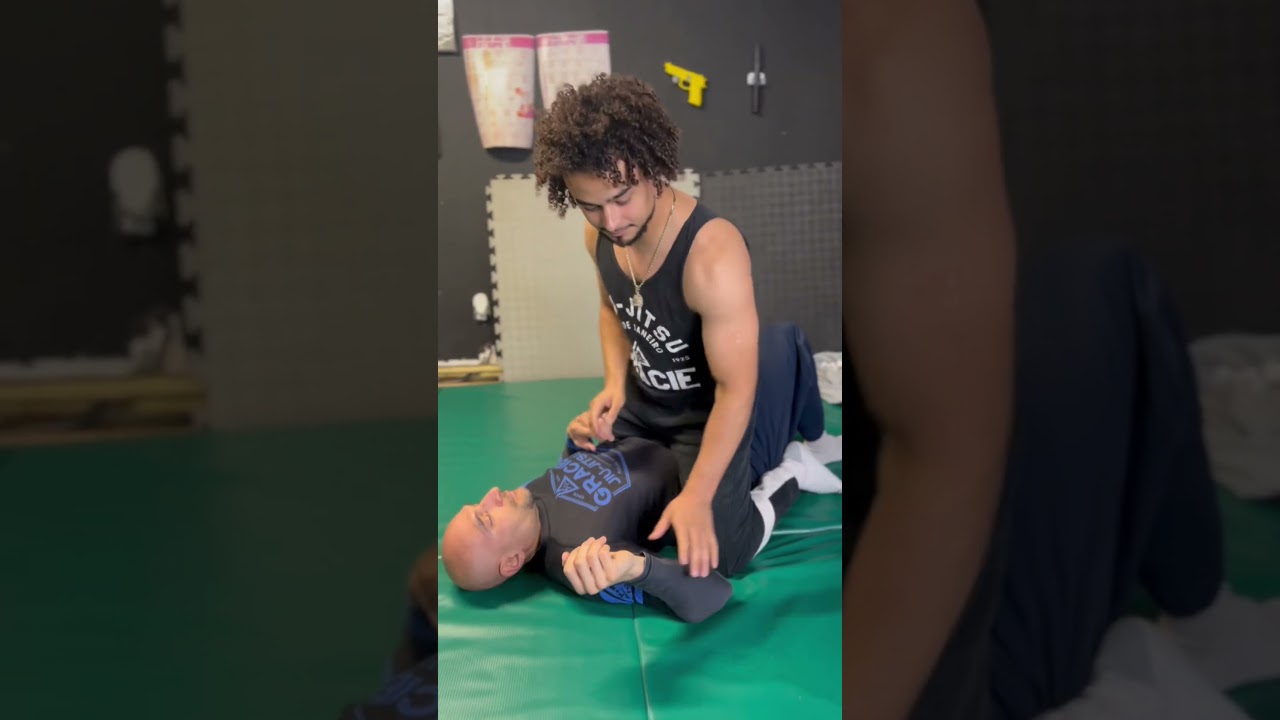 Americana Tutorial #mma #bjj #martialarts #foryou #jiujitsu  #jiujitsutechnique #brazilianjiujitsu