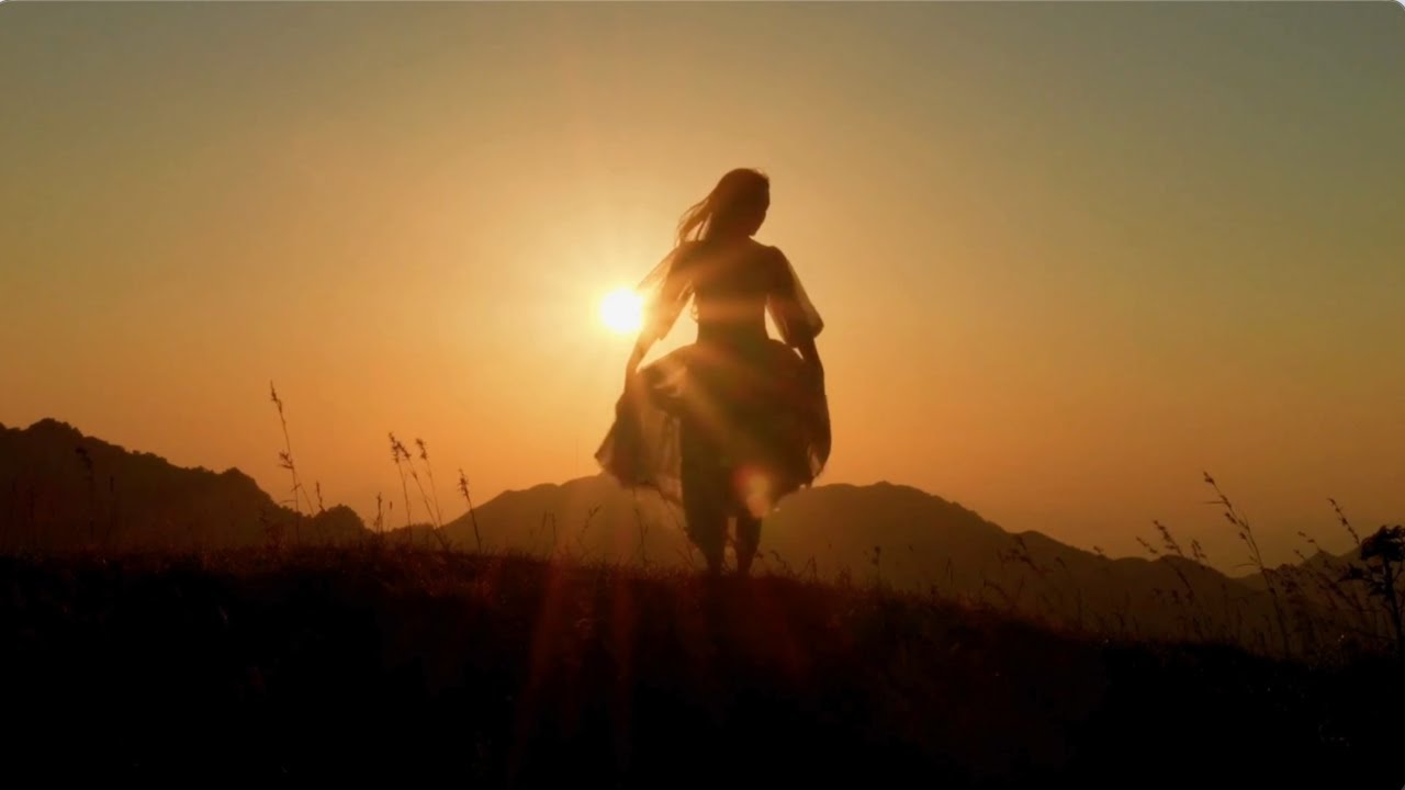 July Paul - Ohne di is ois nix (Fotostory & Songtext Video)