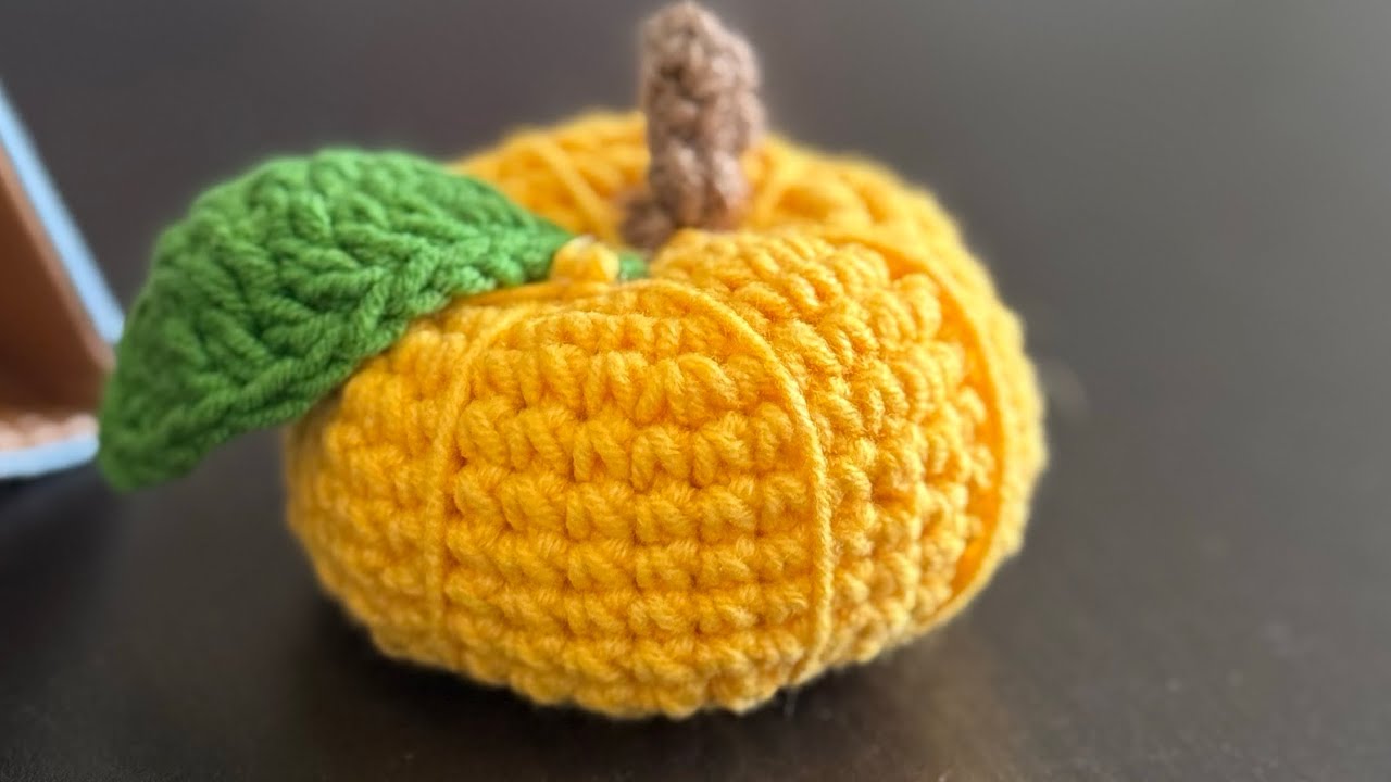 Crochet pumpkin