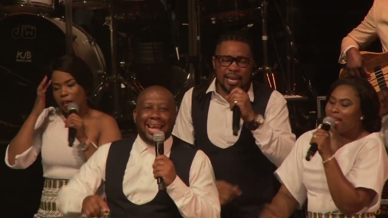 Tshwane Gospel Choir-Emmanuel (LIVE) ft Raymond Modingoana