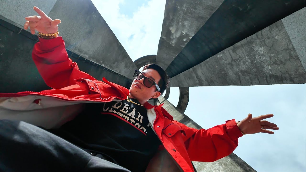 CrazzyG Dating Gawi (Music Video)