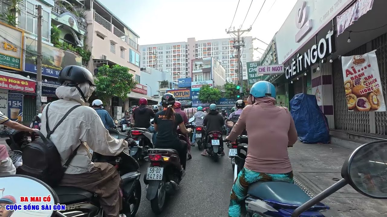 SẮP TẾT DÂN KHÓC HẾT NƯỚC MẮT TRỜI ƠI CHÁY LỚN Ở SÀI GÒN THIÊU RỤI NHIỀU CĂN NHÀ TRONG ĐÊM