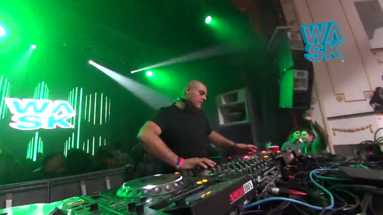 Dj Wask closing Paul Oakenfold