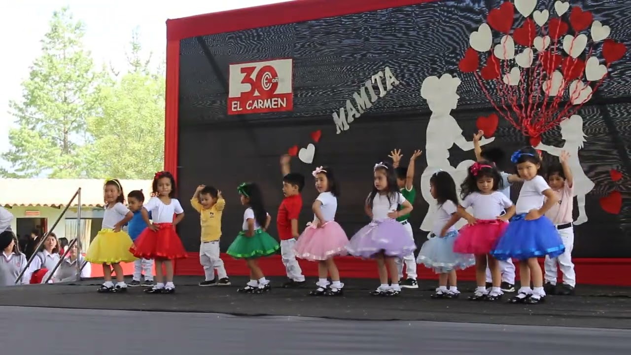 La chica ye ye, 3años El Carmen Cajamarca