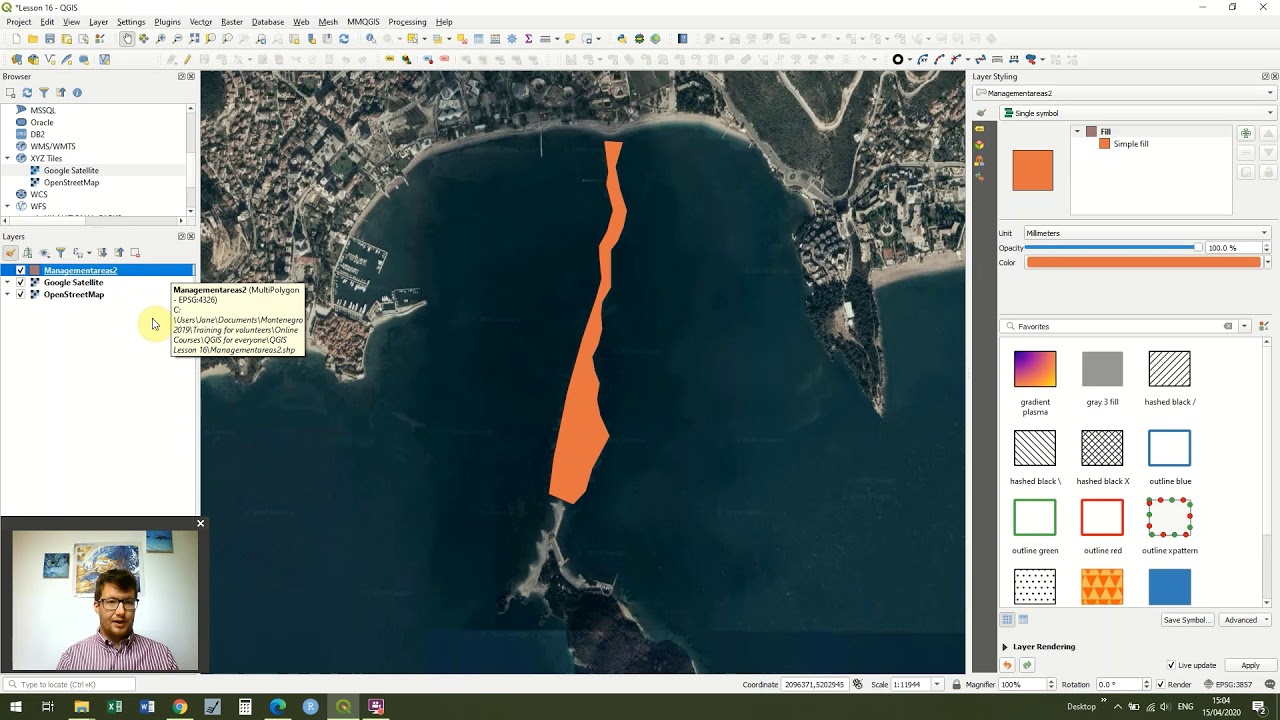 QGIS Lesson 16 - Using the advanced digitizing tools to split, merge and delete parts of our polygon