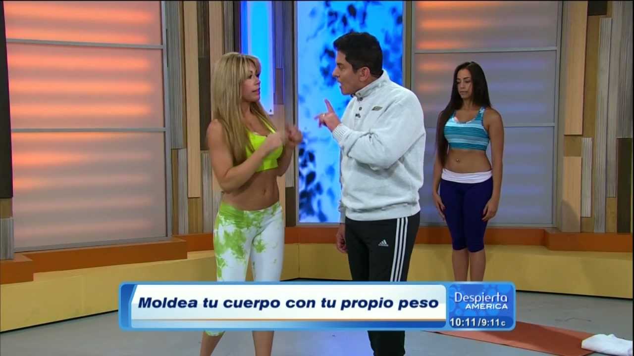 Claudia Molina 2012/06/12 Workout on ¡Despierta América! HD