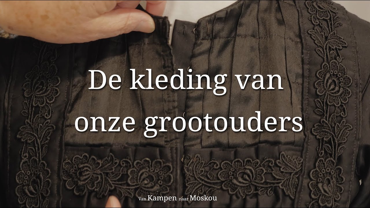 Bezoek aan kledingcollectie van historische vereniging Hardenberg
