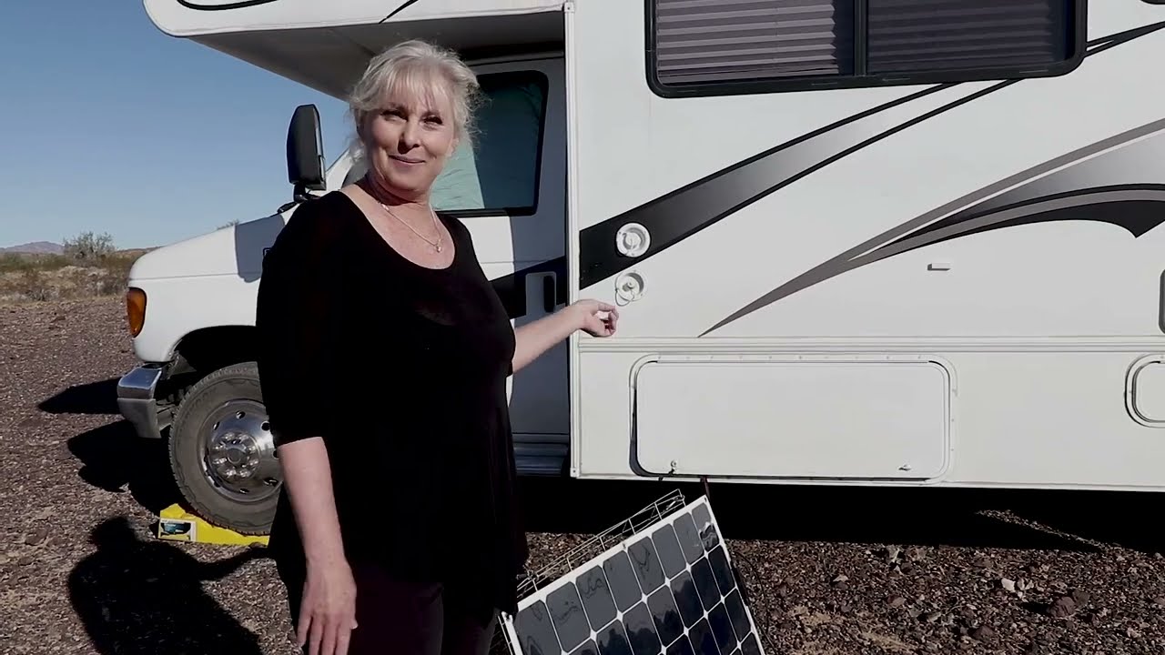 RV Tour Solo Woman Living in a Class C RV