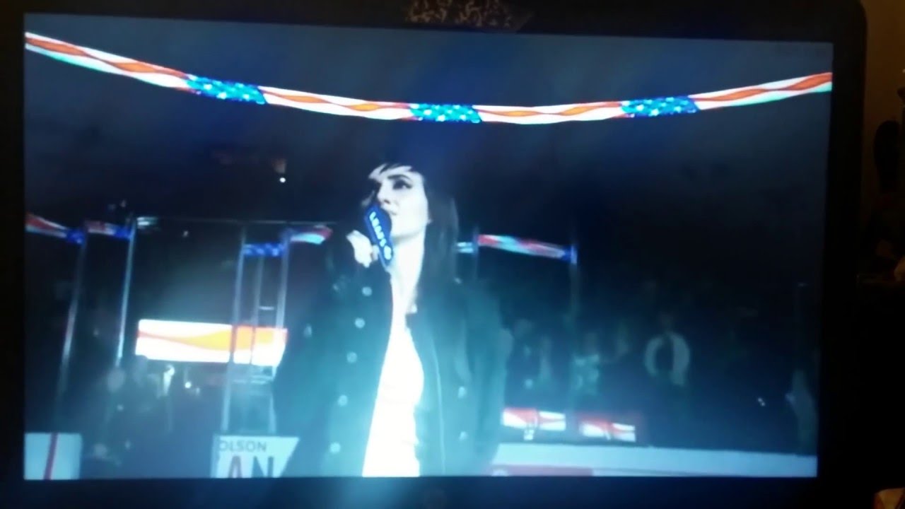 LIGHTS Singing the Anthems @ Air Canada Centre 12/13/14