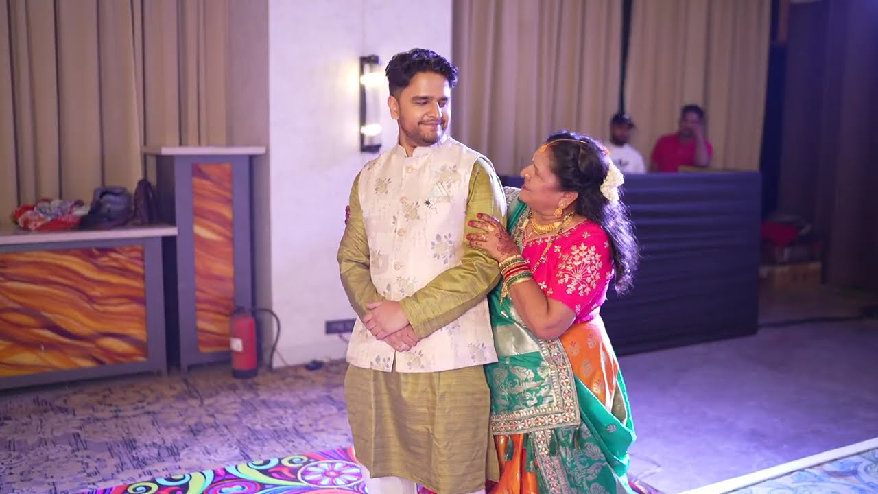 Mother Surprises her Son on Wedding!| Mera Chanda Hai Tu| Viral Wedding Dance SANGEET DANCE