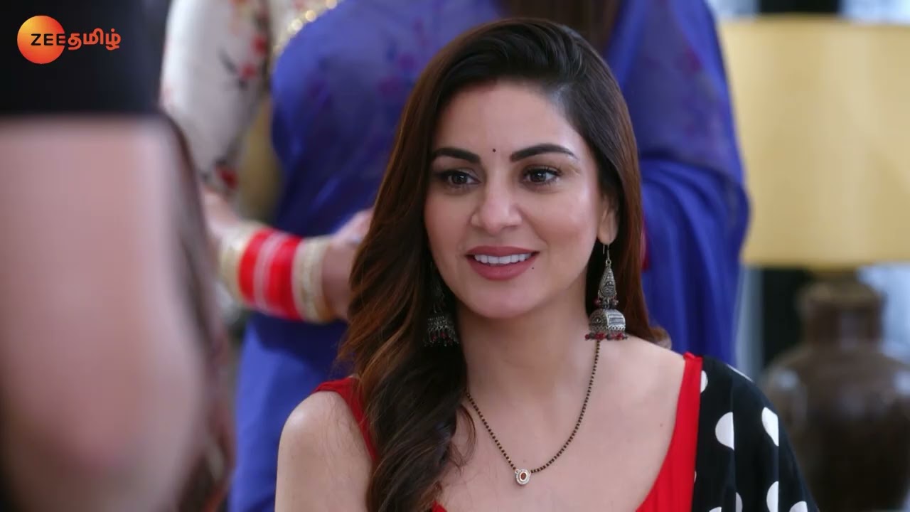 Sherlyn Tries to Impress the Family - Chinna Poove Mella Pesu - Full Ep 1035 - Zee Tamil