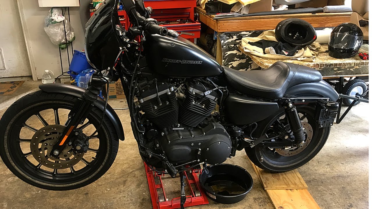 My First Time Changing Oil EVER | Iron 883 Sportster Build Ep. 08