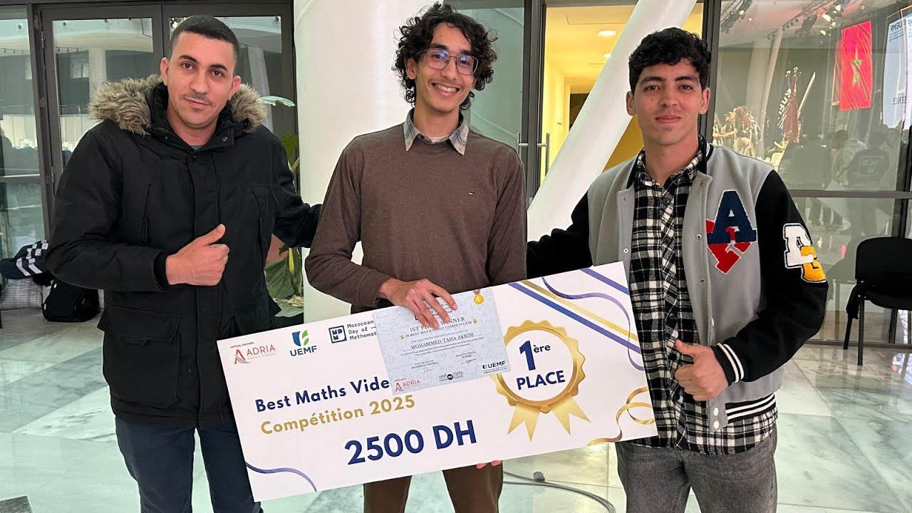 المرتبة 1 لأكريم من الجديدة في مسابقة (Best Maths Vidéo) بأورميد فاس