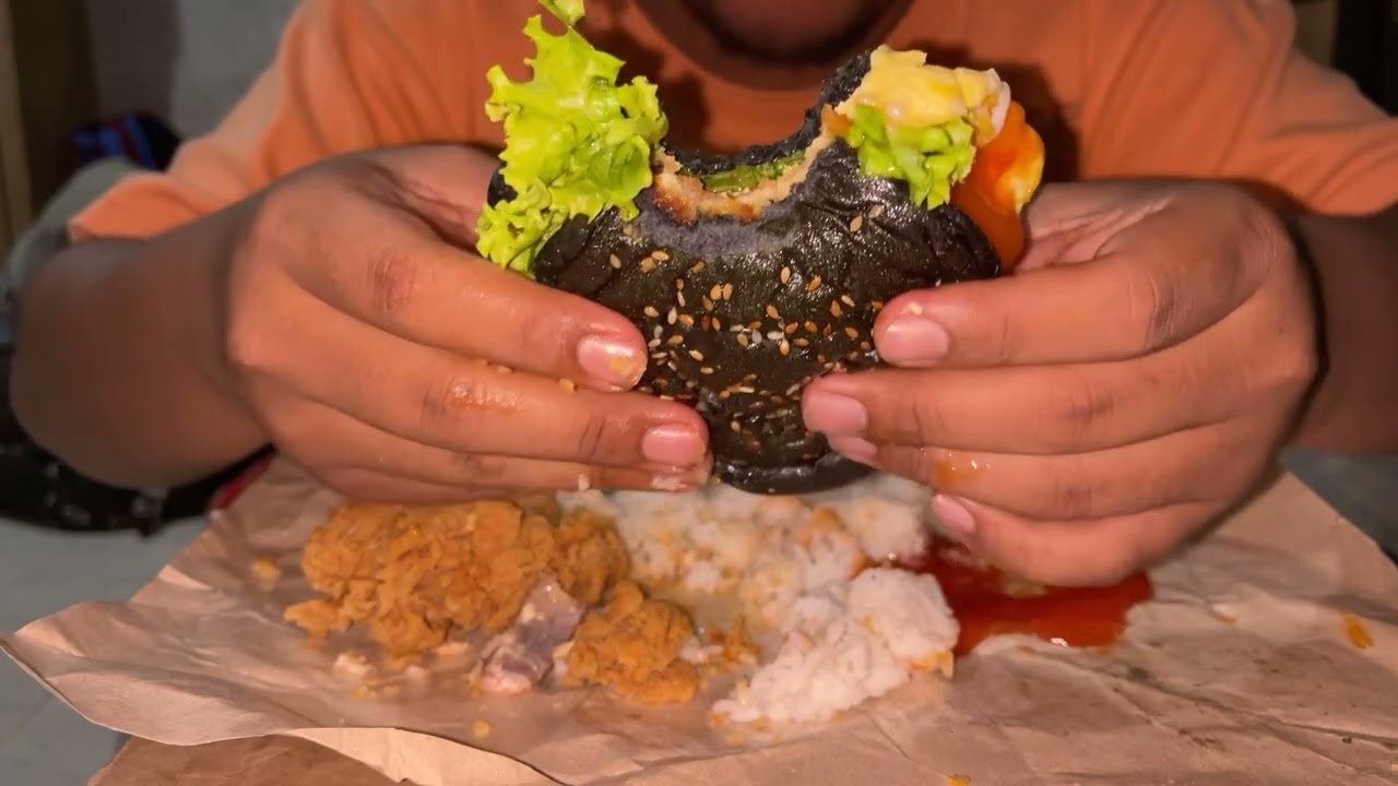 BURGER  🍔 BLACK MAMB* AAAAAAAAAAAA BIKIN NAPSYUUUUUUUUUUU AND CHIKEN DINER WHITTTT ABANG ABANG 