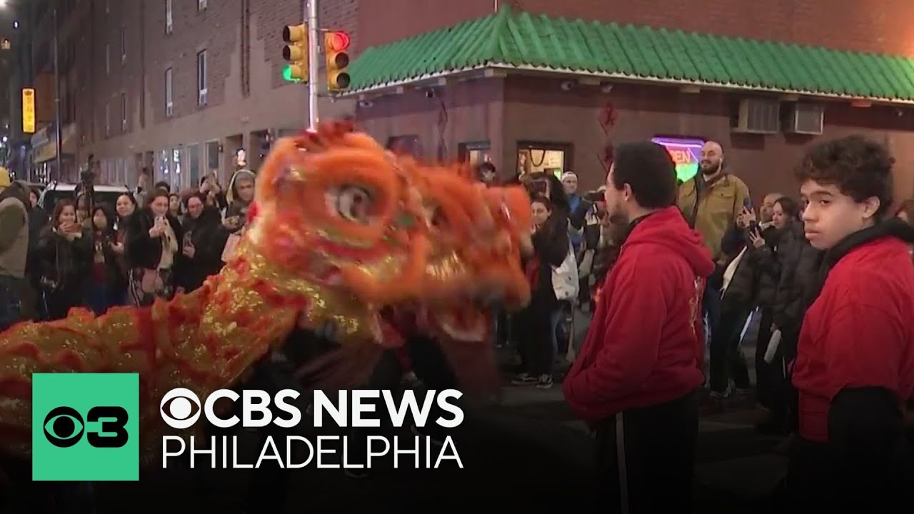 Hundreds gather to celebrate Lunar New Year in Chinatown