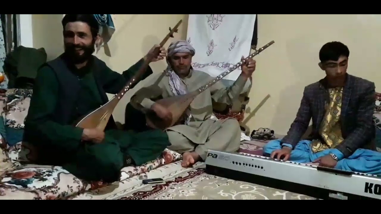 عیدمحمدسعیدی همرای پدرش استاد سیدمحمدمحمدی واستاد غلام سخی جلیلی آهنگ محلی غوری لایک وسبیسکرایب کنید