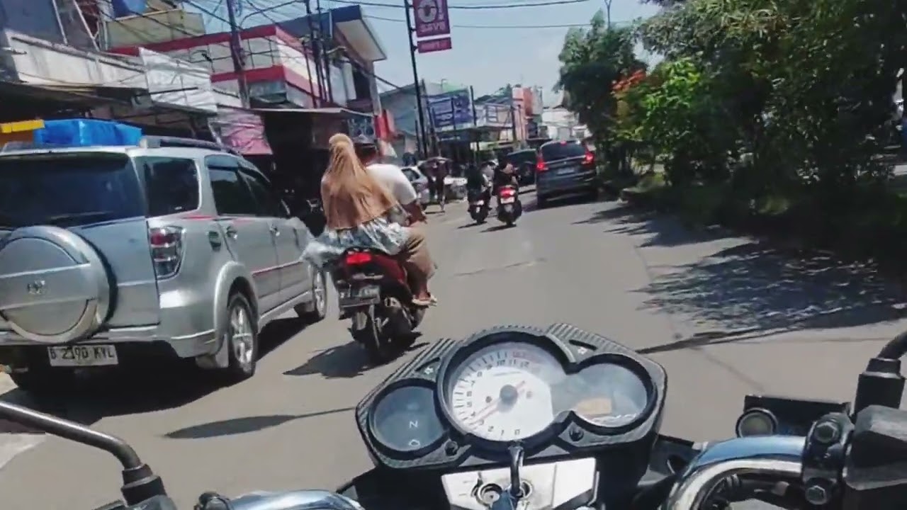 Dukuh dzamrud patung kodok siang hari||mottovlog bekasi