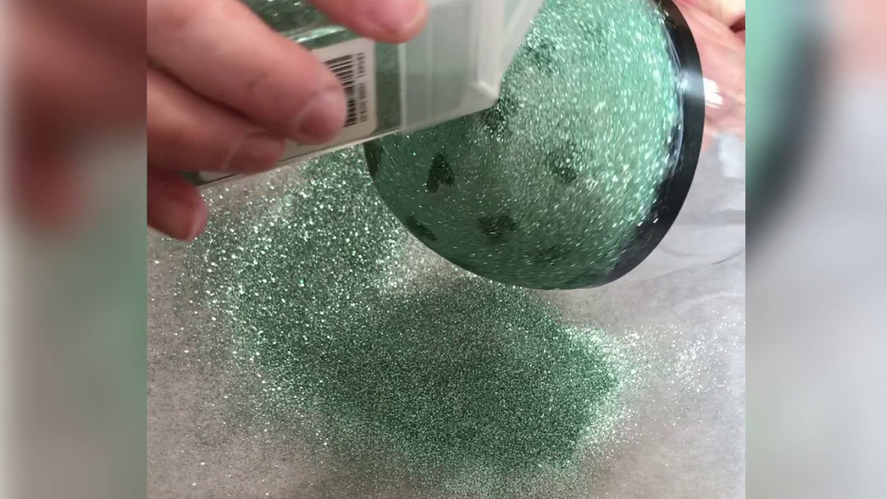 Peek-a-boo Glitter Wine Glass