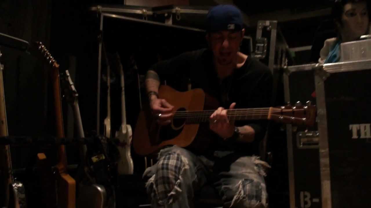 Adam Gontier covers 