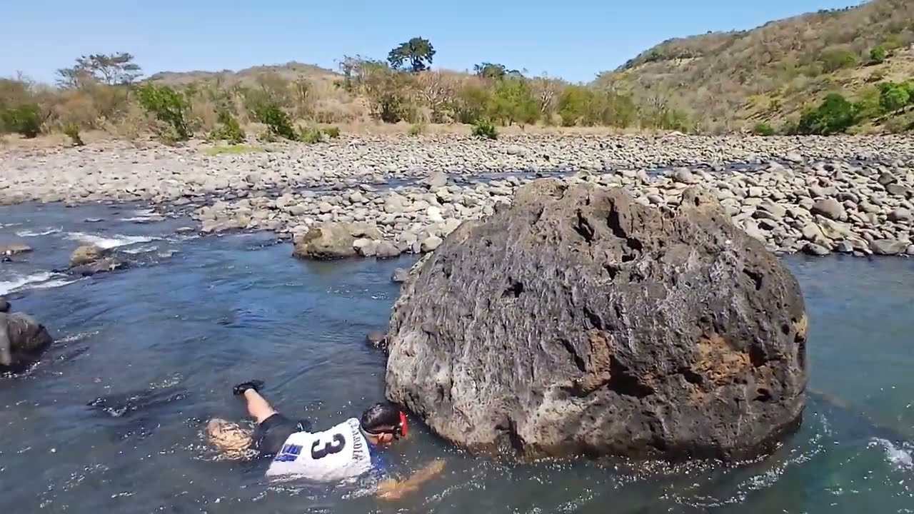 Buena pesca nos hicimos con cristian arponeando