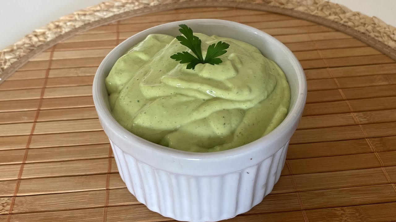 Maionese temperada sem óleo - Saudável, fácil e deliciosa!