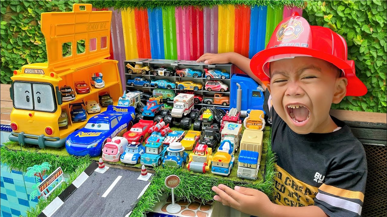 Clean up muddy minicars & disney car convoys! Play in the garden