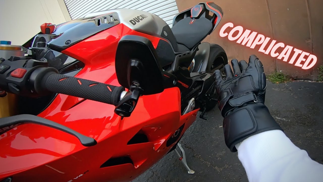 New Design & Parts For The Panigale V4R