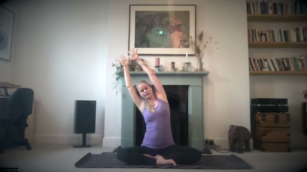 Sweet soulful wind down yoga practice with Delamay Devi