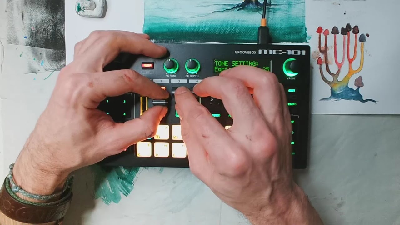 Slow brew for suspenseful cinema / Roland MC101 Improvisation Jam (Stream clip)