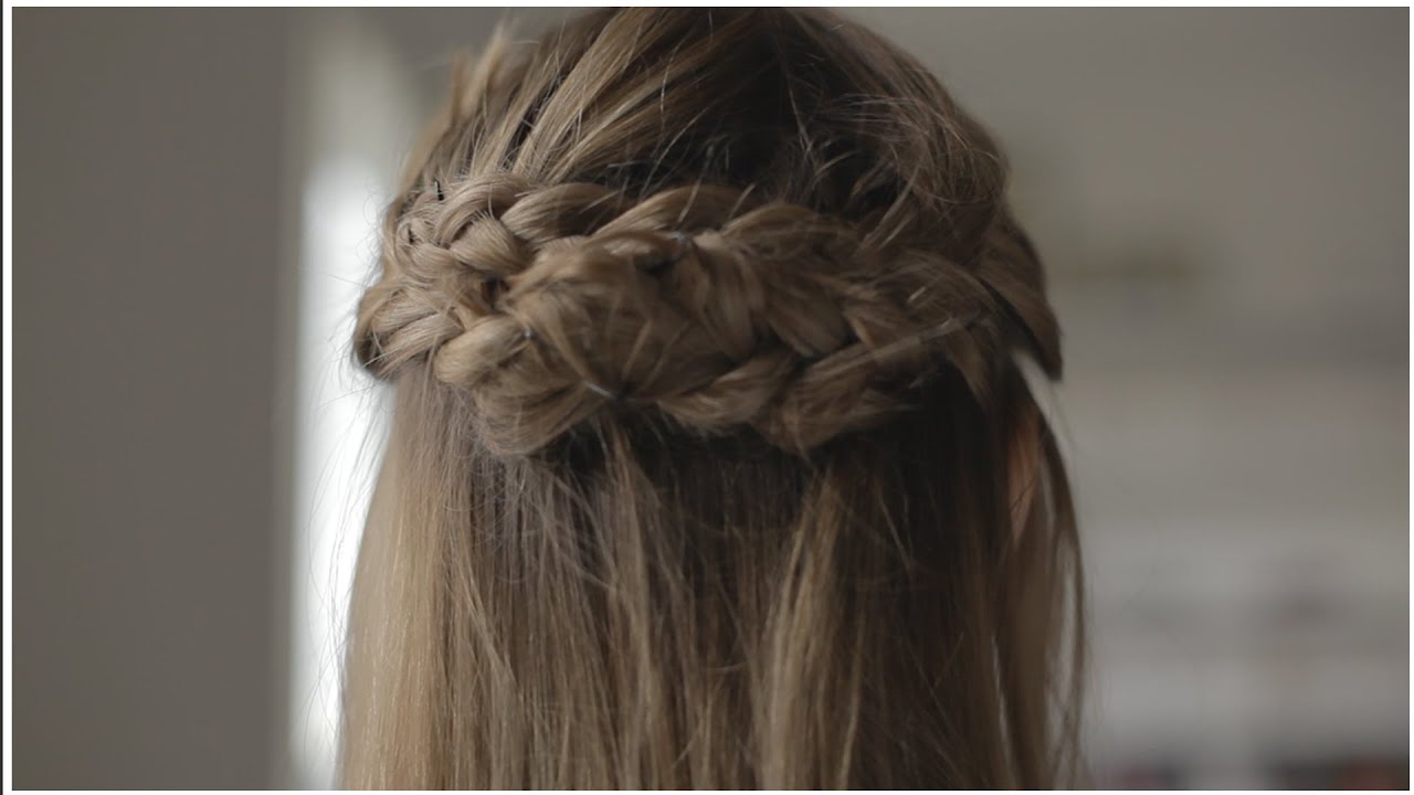 La couronne de tresses qui va à toutes les longueurs