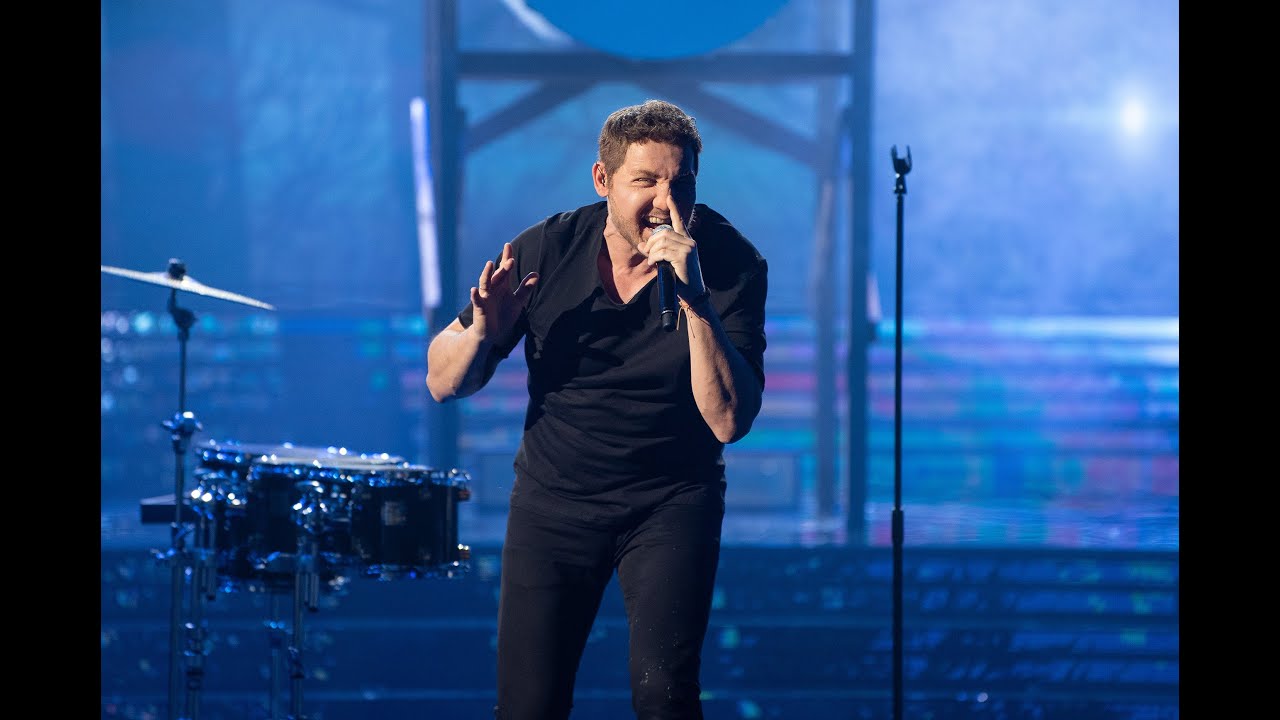 Andrzej Kozłowski jako Dan Reynolds (Imagine Dragons) - Twoja Twarz Brzmi Znajomo