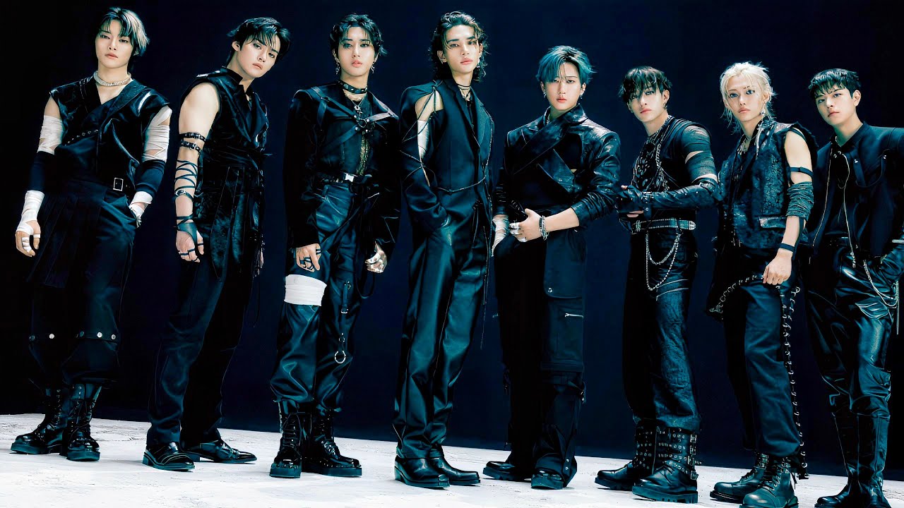 Stray Kids Crowned Oricon Double Champions... 'GIANT' Tops Weekly Rankings