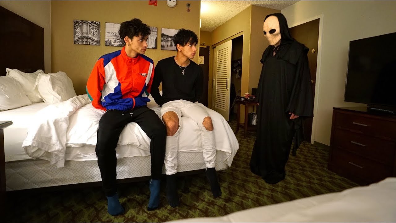 SCARY MONSTER CAPTURED US.
