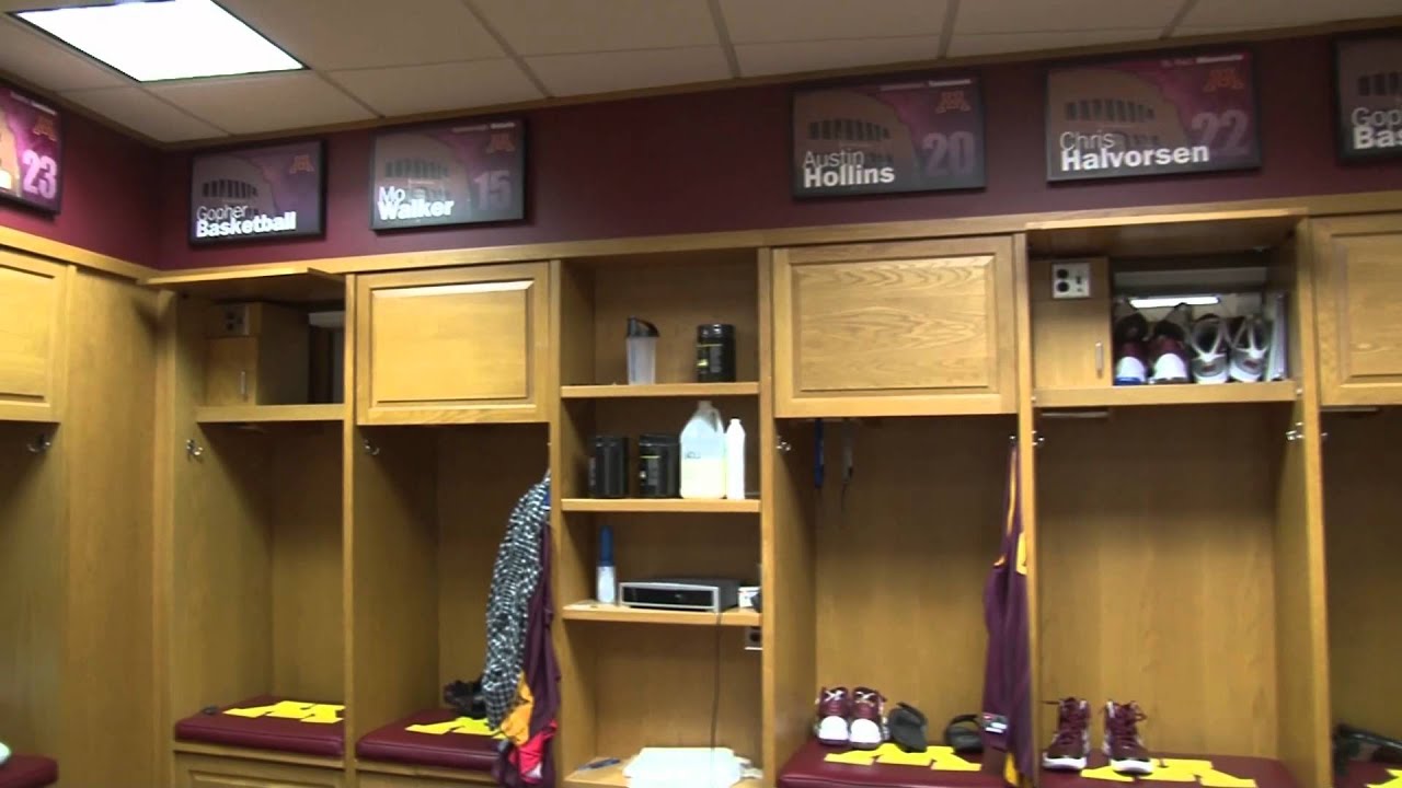 Barnstorming with Grimm: Gopher Locker Room Tour