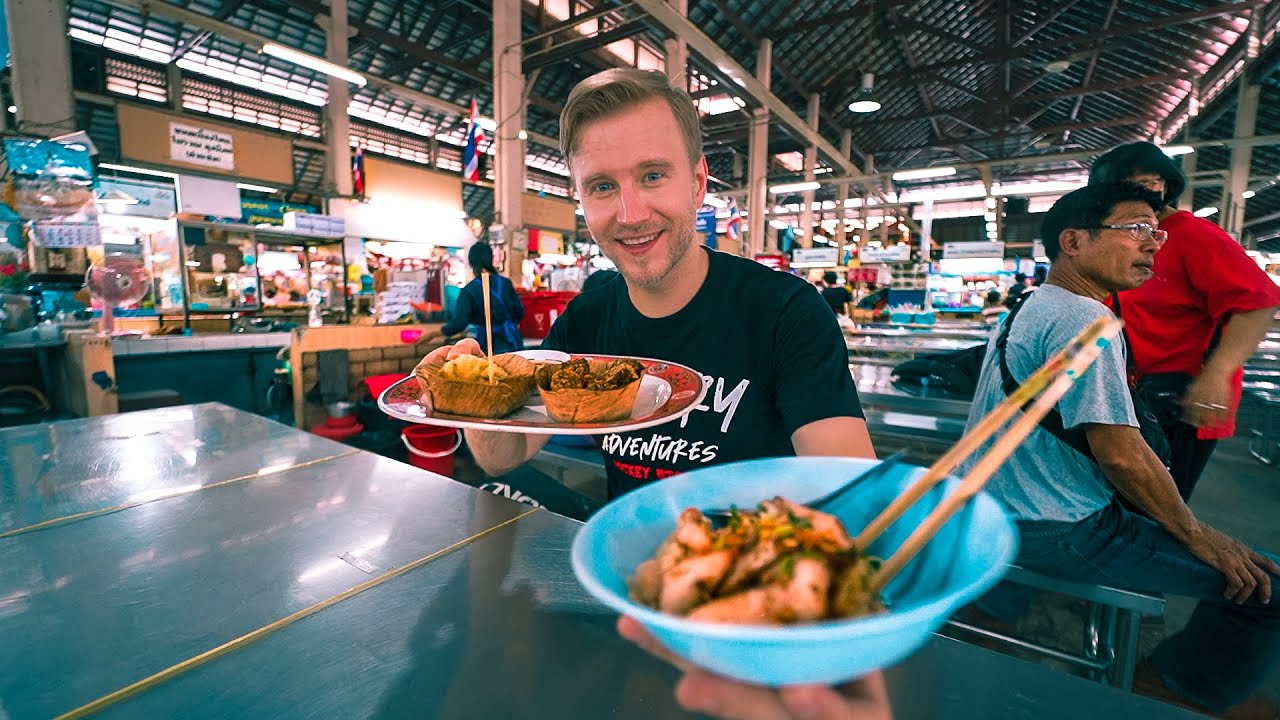 First Time at THIS Famous THAI Morning Market in BANGKOK / Street Food Discovery in THAILAND