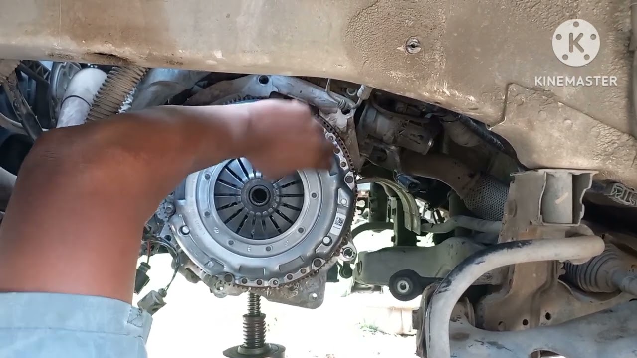 Volkswagen Vento clutch repairing