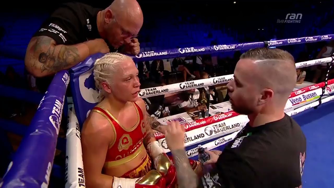 Dina Thorslund Vs. April Adams - WBO Superbantamweight Title