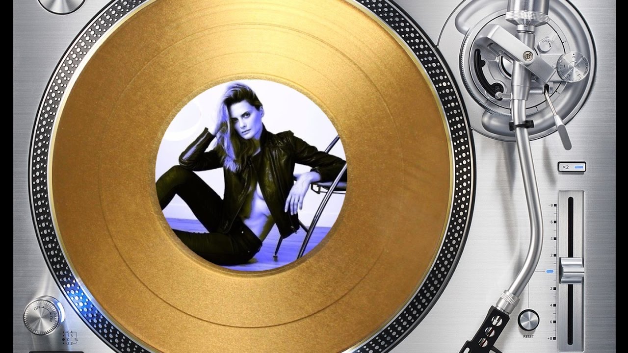 IAN COLEEN FEAT. ELENA TRENCH - WANDERING (EXTENDED VERSION) (℗+©2016)