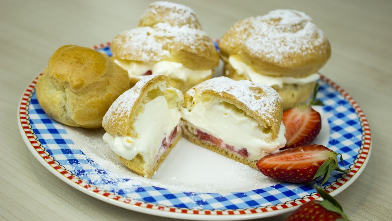 Профитроли с творожным кремом и 🍓клубникой - Я - ТОРТодел!