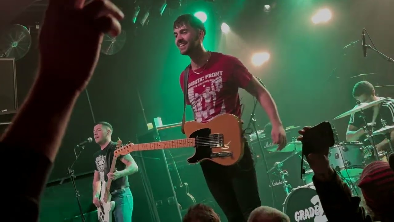 Grade 2 - Hangin' on to You (LIVE New Song), 2025-03-13, SO36, Berlin