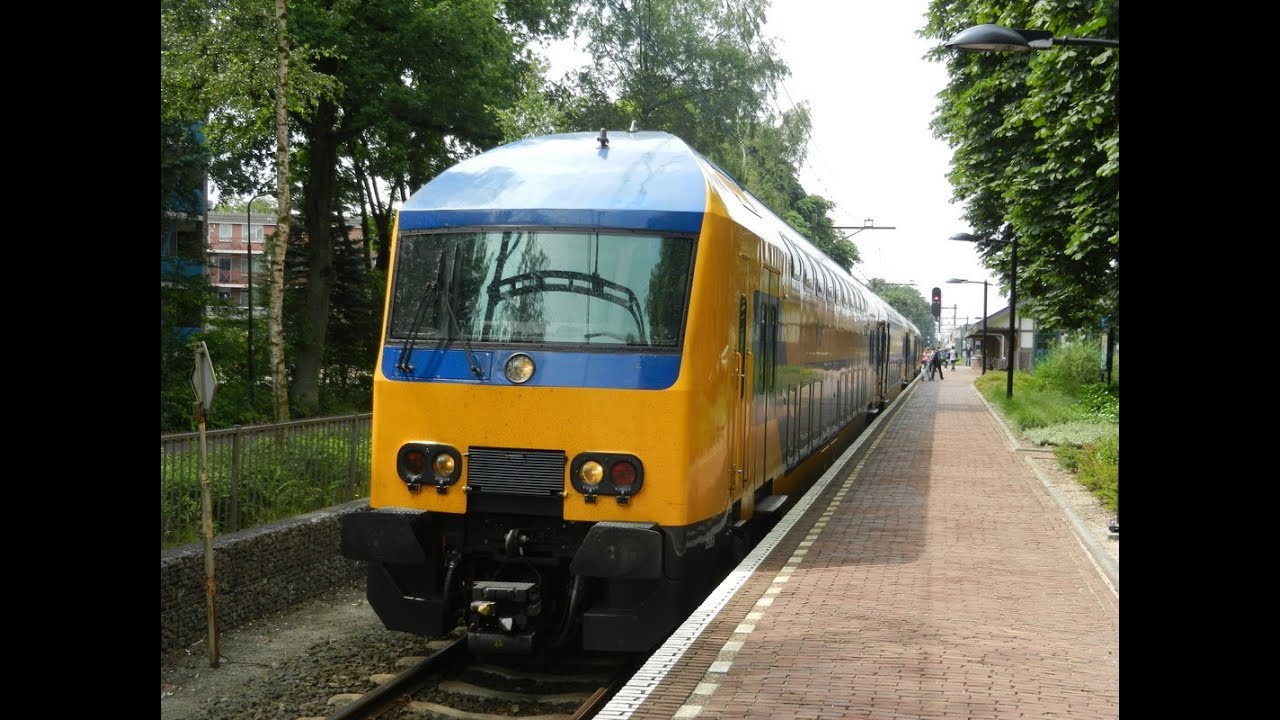 Het Station: Treinen op Station Den Dolder